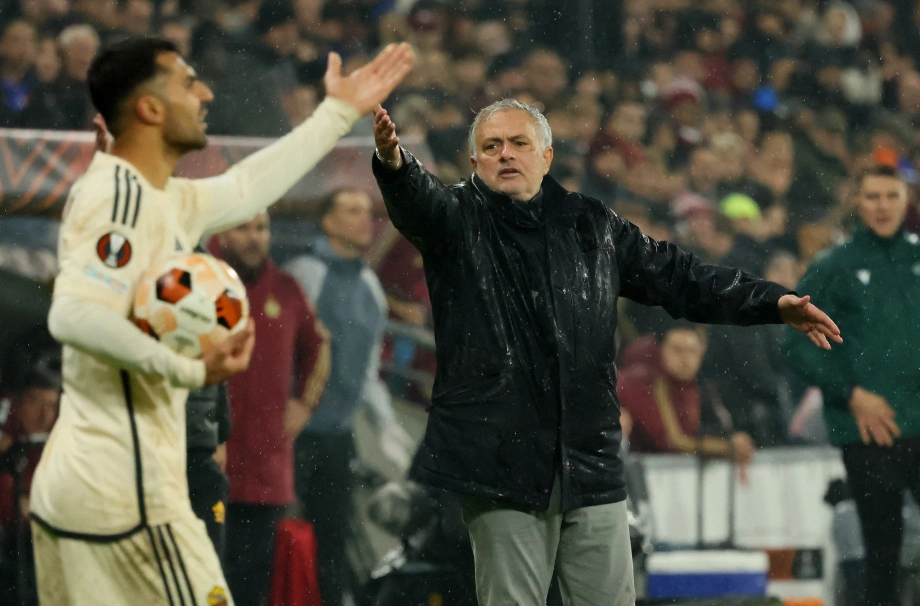 Mourinho Khao Khát 4 Tân Binh Sau Thất Bại Tại Champions League