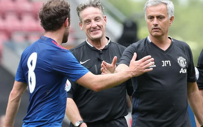 Tương lai của Mata tại Manchester United