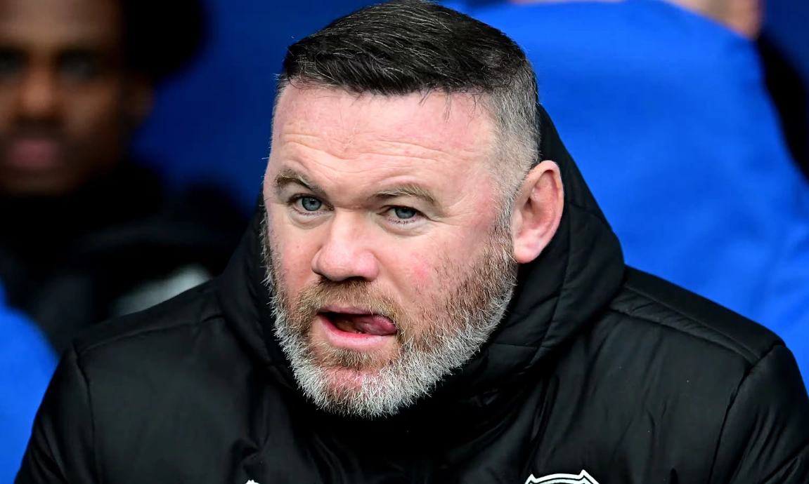 Thời hạn phản hồi của Rooney